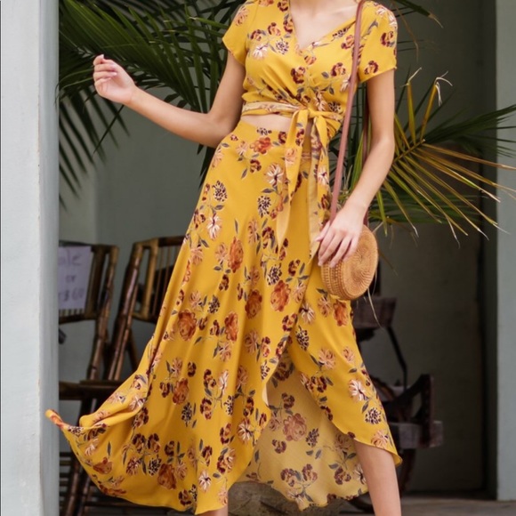 Red Dress Boutique Dresses & Skirts - NWOT two piece outfit Red Dress Boutique